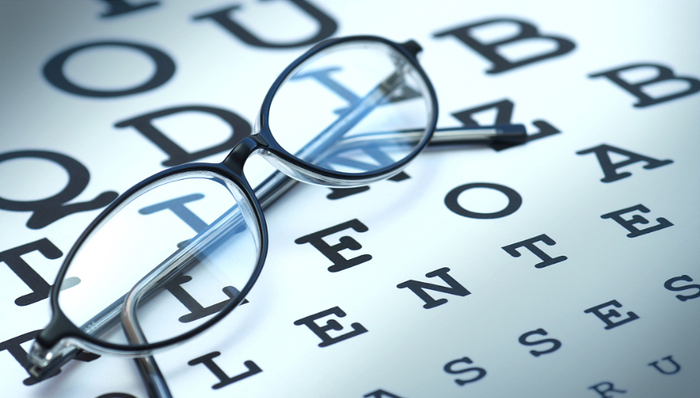 我国“小眼镜”人数超1亿，专家：眼负荷过重是诱因