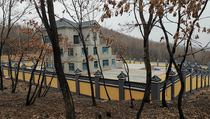 “曹园”内违法建筑已拆除完毕