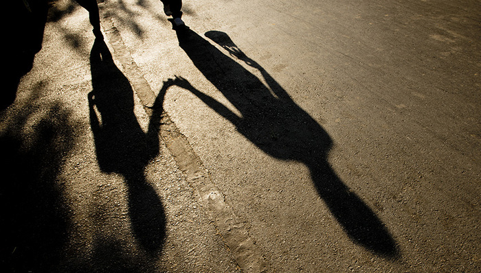 应对催婚，一线城市租友市场火爆：价格500至2000元