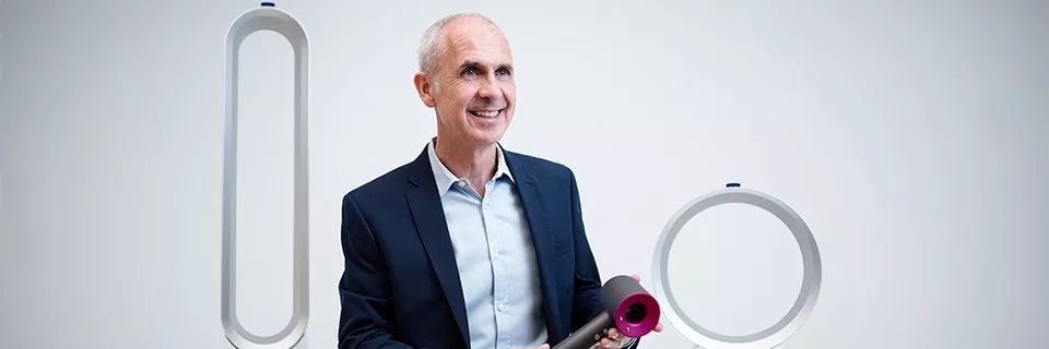 戴森,棱镜,卷发棒,生产参数,Airwrap,CEO,普通话语音,Rowan,机身设计,吸尘机器人