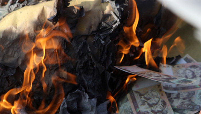 公职人员,上坟烧纸,故宫,国有景区,李鸿忠,民办中小学