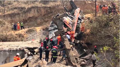 快看|中铝自备货车刹车失灵致脱轨事故，失联4人已无生命体征