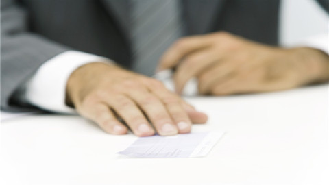 视觉中国回应黑洞照片版权：已获授权，仅限于编辑用途不能商用