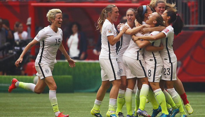 男女运动员薪酬悬殊，体育界距离同工同酬还有多远?