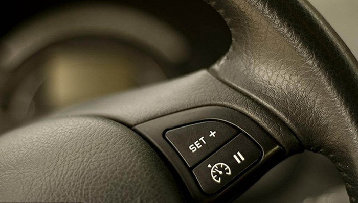 土地庙,奔驰汽车,副乡长