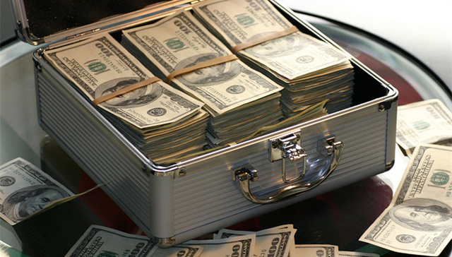 世界经济前景黯淡？富裕人群仍旧逆势增长