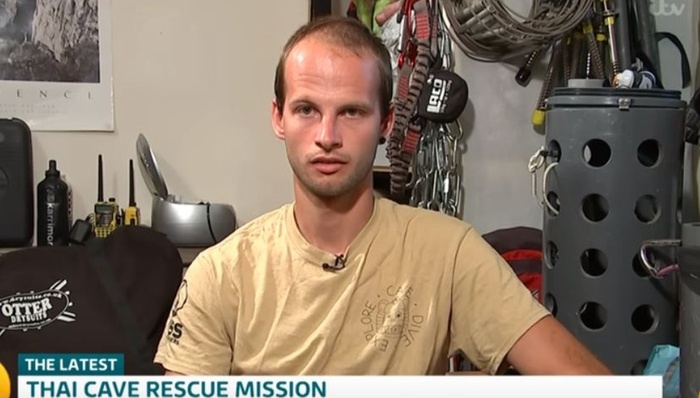 泰国,英国,美国,潜水员,洞穴