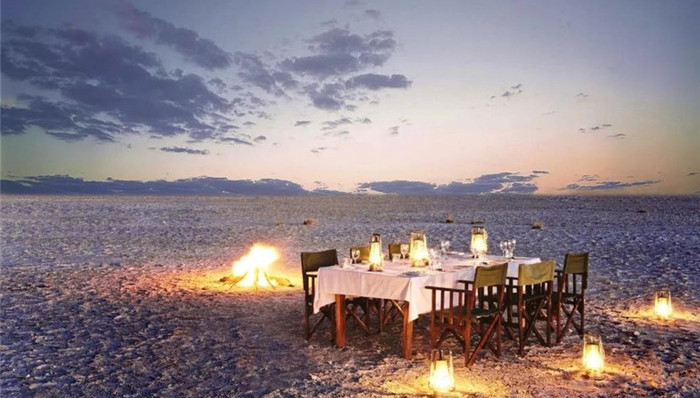 非洲 | 藏匿荒野深处的8处绝美泳池