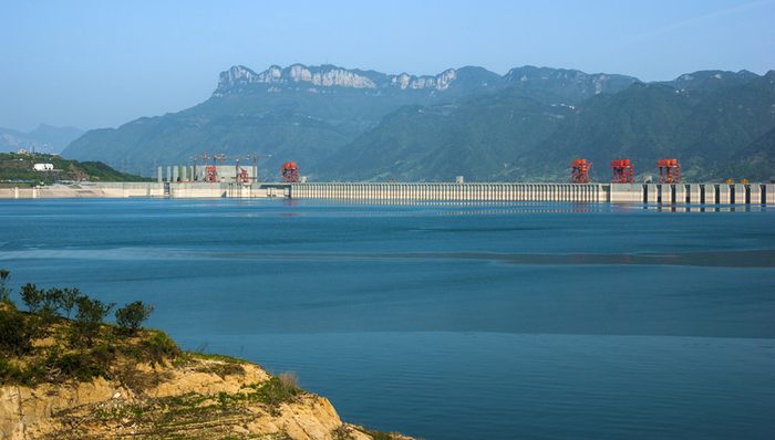 地方新闻精选|三峡大坝将实行实名制刷脸游览 广东拟制定农村污水排放分级分类标准