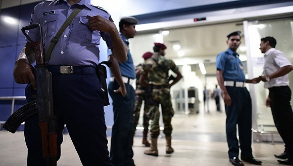 斯里兰卡爆炸案多名嫌犯在逃，袭击者普遍受过良好教育且经济独立