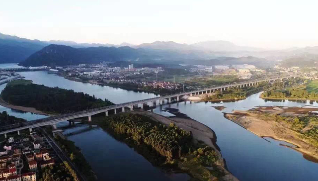 杭黄高铁能带动黄山旅游吗？