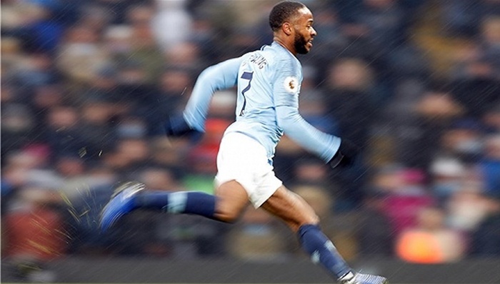 【体育早报】斯特林当选年度最佳球员 樊振东丁宁领跑国际乒联排名