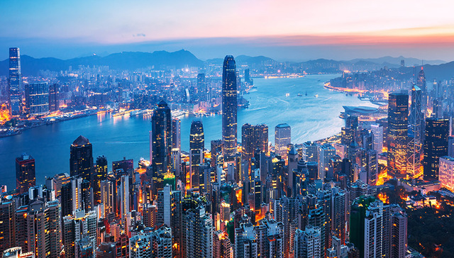 港交所大时代：香港十年规则之战