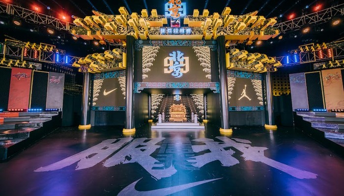 阿迪达斯,篮球,耐克