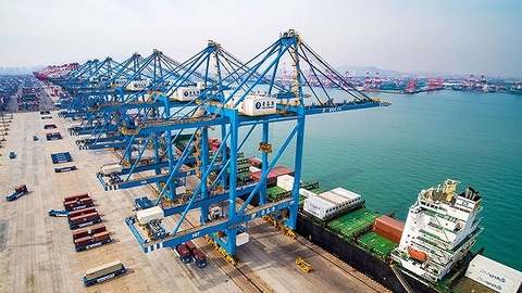 4月中国进口意外增长，贸易顺差收窄188亿美元