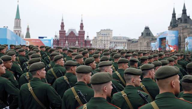 俄罗斯阅兵纪念卫国战争胜利74周年，多数展出武器已投入实战