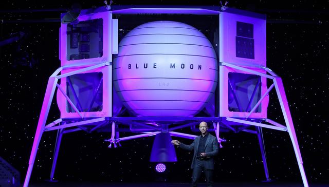 贝佐斯公布一款月球着陆器，自称能帮美国人2024年再登月