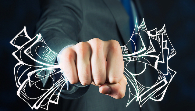 多重退市风险警示加身，五家*ST上市公司年报“难产”被证监会立案调查