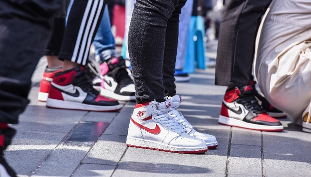 男子买正品退假鞋遭逮捕，耐克的球鞋电商生意有“bug”