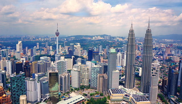 【出国早报】马来西亚第二家园计划重来  美国大学收紧招聘体育特长生