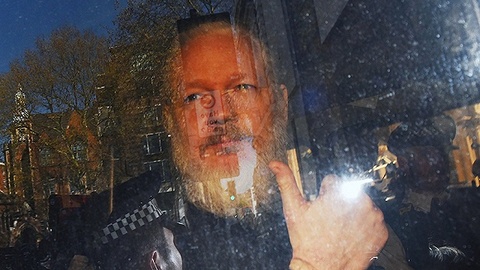 瑞典宣布重启阿桑奇强奸指控调查，英国或面临艰难抉择