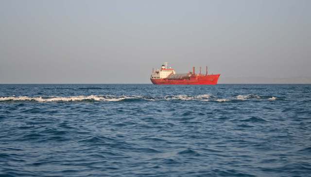 沙特称两艘油轮在波斯湾附近遭袭，伊朗：警惕有人搞破坏