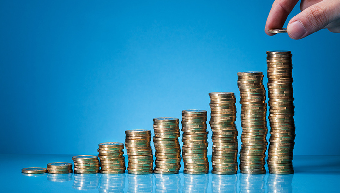 【界面早报】国务院决定对原产美国部分商品提高加征关税税率 美股三大股指全线大跌