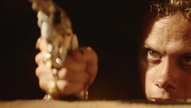 【个人意见】戛纳主竞赛单元《巴克劳》：你到底想死还是想活？