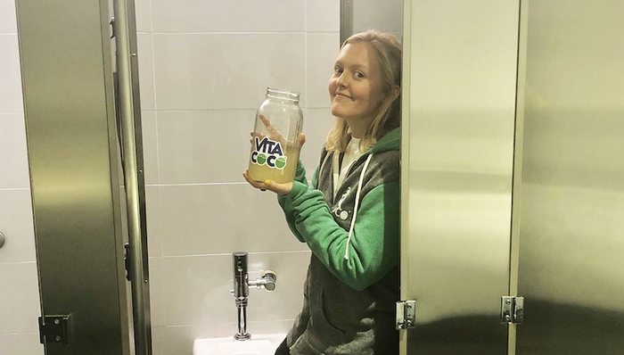 Vita Coco椰子水在Twitter上给讨厌它的人“发尿”，怎么想的？