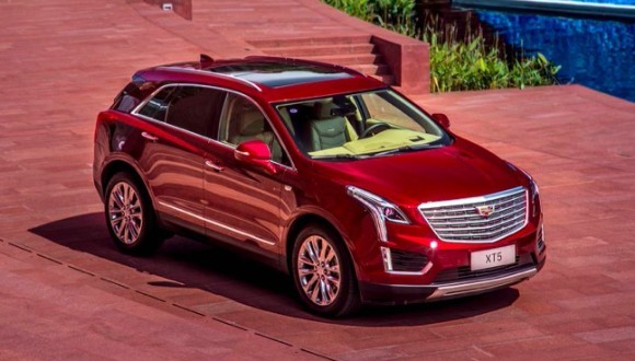 40万落地，产品力和品价比之战，奥迪Q5L和凯迪拉克XT5怎么选？