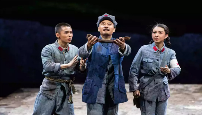 棉被,故事情节,京剧艺术,皮带,红色题材,基因,红军故事,京剧演员,信仰的力量,军需处长