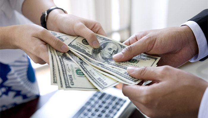 高校,毕业典礼,贷款总额,CNN,,,史密斯,生还,截图,纽约时报