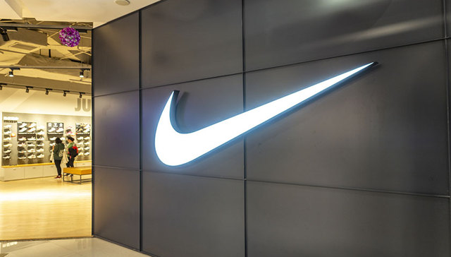 关税,耐克,阿迪达斯