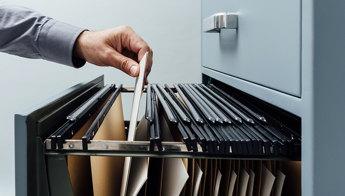 下调准备金,肖亚庆