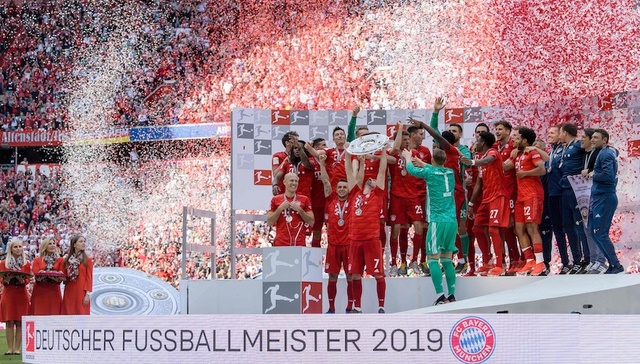 奥迪,,宝马,,拜仁,,德甲,,赞助,,阿迪达斯