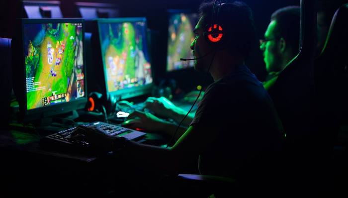 快看 | 腾讯正与Riot Games开发《英雄联盟》手游
