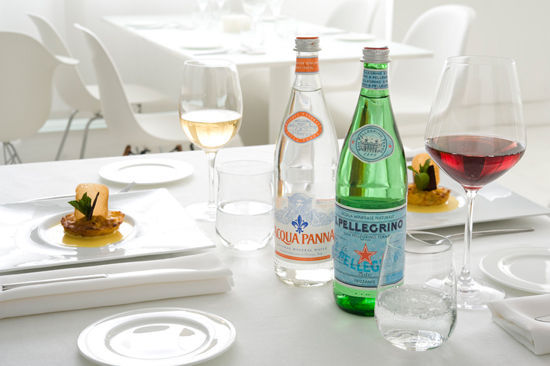 酷乐研究所 | 越贵的水卖得越好？如今恐怕你连喝水自由也没有了