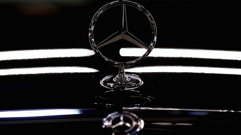 奔驰：经销商不得以金融服务为由收取费用，绝不强制消费