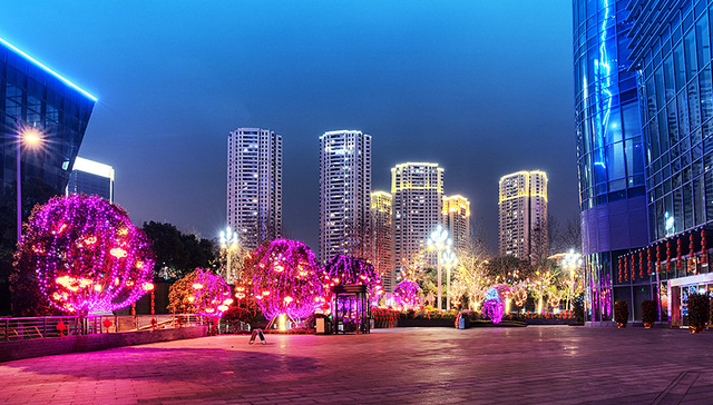 夜经济,夜间消费,供给结构,菜单,旅游企业,配套,供给不足,大唐不夜城,放管服,集聚区