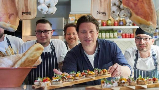 名厨杰米·奥利弗名下餐厅宣布破产，英国中档餐厅的寒冬来了？