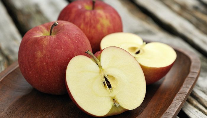 水果涨价产地追踪：“去年倒春寒让苹果减产30%”