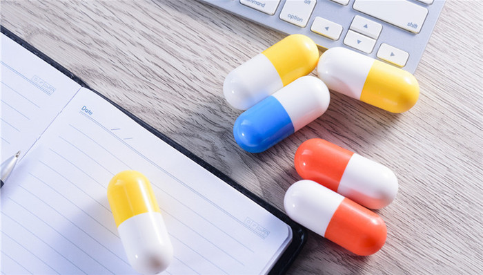 华东医药,佐力药业,股权转让,实控人