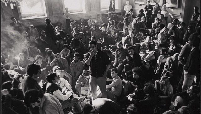 超越反文化：重新审视1960年代的美国大学