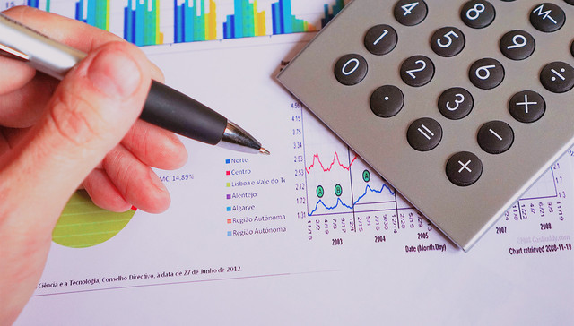 高管,影视公司,A股,年薪,公司年报,破发,公司亏损,上市公司,2018年,公司管理