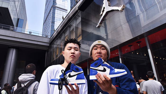 【深度】像交易股票一样交易AJ，男性电商平台都在这么玩