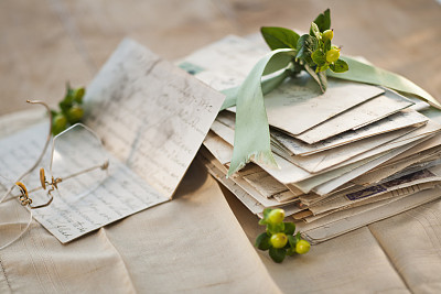 官微发温情长文召唤营业部老员工回归，国信证券经纪业务能否重振雄风？