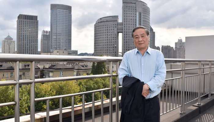 这个商业帝国资产超400亿，创始人为何反复说“女儿不一定接班”？