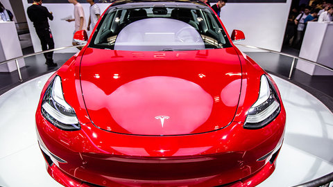 国产特斯拉Model 3价格发布：32.8万元起售，最快半年后交付