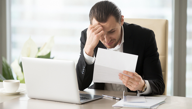 签证官,拒签,约束力,律师,世界日报,刘小姐,黄金年龄,医师,人道主义,单身女性