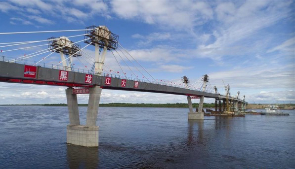 揭秘中俄合建首座跨界江公路大桥：抵御零下60度严寒